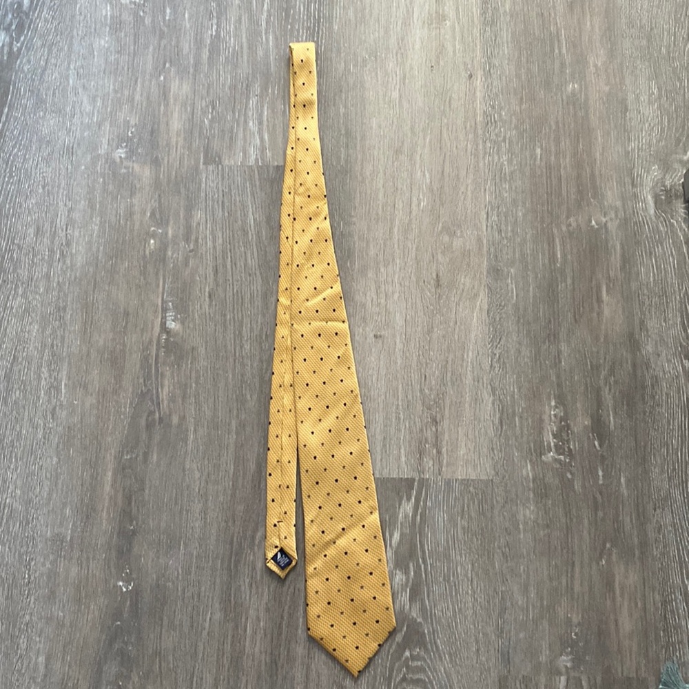 Nautica Yellow and Navy Blue Necktie